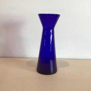 Mørkeblåt hyacintglas fra dansk glasværk ca. år 1900 - højde 21.3 cm.