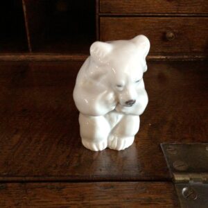 Isbjørneunge #235 Royal Copenhagen - design Knud Kyhn