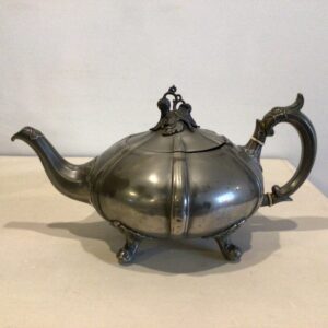 Tekande i tin fra England slutning 1800 tallet - stemplet - højde 14.5 cm.