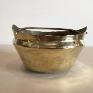 Lille Flensborg spand i messing - midt 1800 tallet - diameter 15 cm. - højde 9 cm. uden hank -