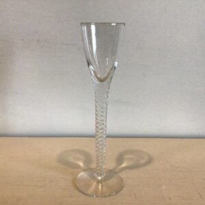 Amager/Twist snapseglas med snoet stilk - højde 16.5 cm.