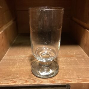 Holmegaard Porterglas slutning 1800 tallet - højde 14.5 og 15.5 cm.