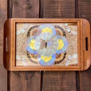 Bakke dekoreret med sommerfugle vinger - 45.5 x 28.5 cm. - fin stand