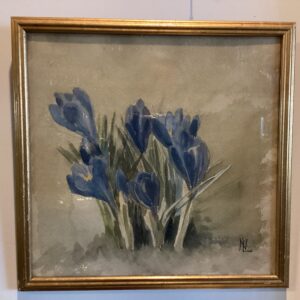 Akvarel med blå krokus i guldramme bag glas. Signeret Niels Aagaard Lutzen 1850-1880. 25.5x24.5 cm