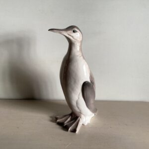 Royal Copenhagen sjælden figur af Lomvie nr. 468 - højde 27 cm. - 2. sortering