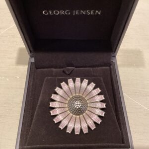 Georg Jensen pink Marguerit broche/vedhæng i sterling sølv - stemplet Georg Jensen 925S Denmark - diameter 42 mm